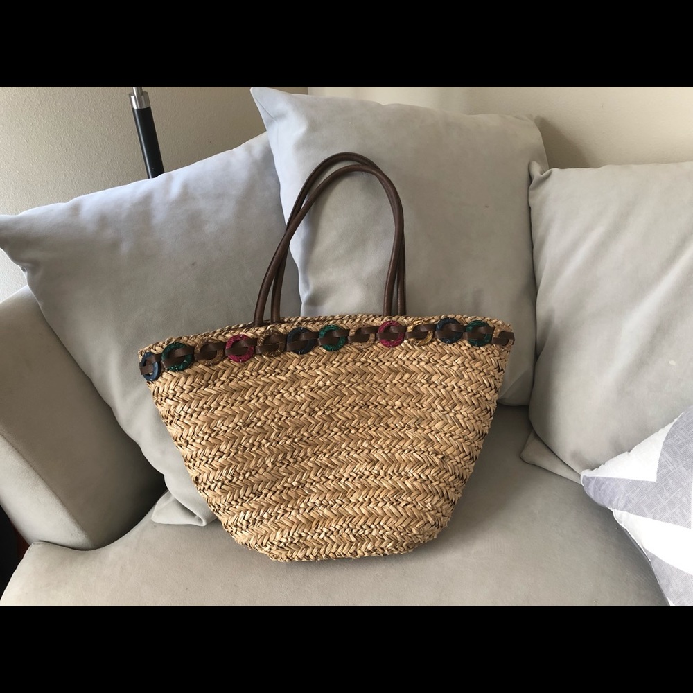 Large straw bag with leather handles